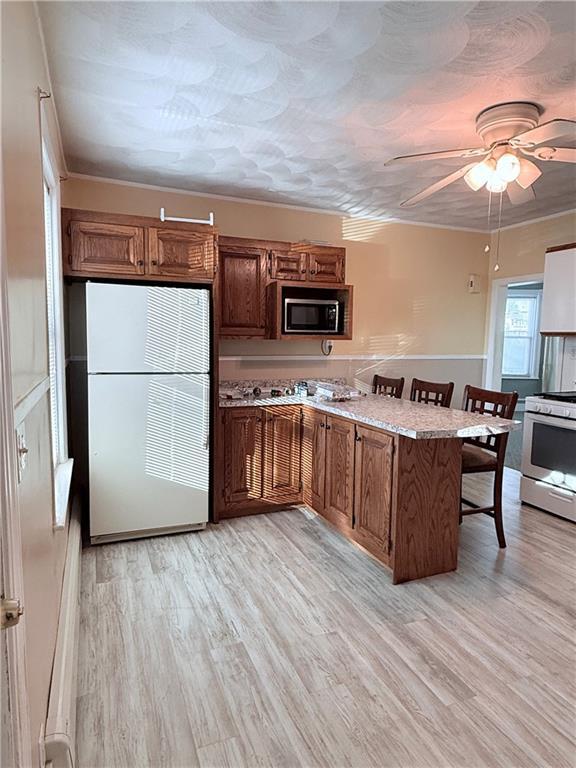 Building Photo - 128 Vincent Ave