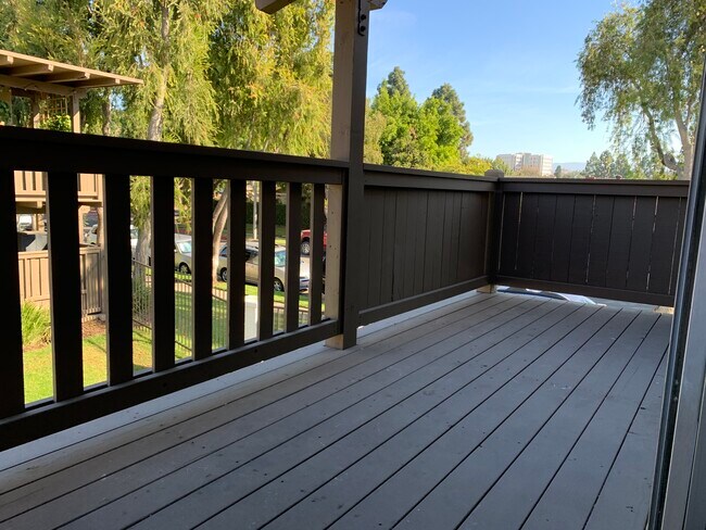 Building Photo - 1345 Cabrillo Park Dr