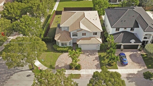 Building Photo - 1909 SE 22nd Ct