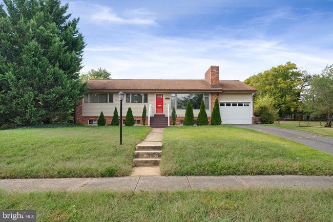 Building Photo - 3908 Melvern Pl