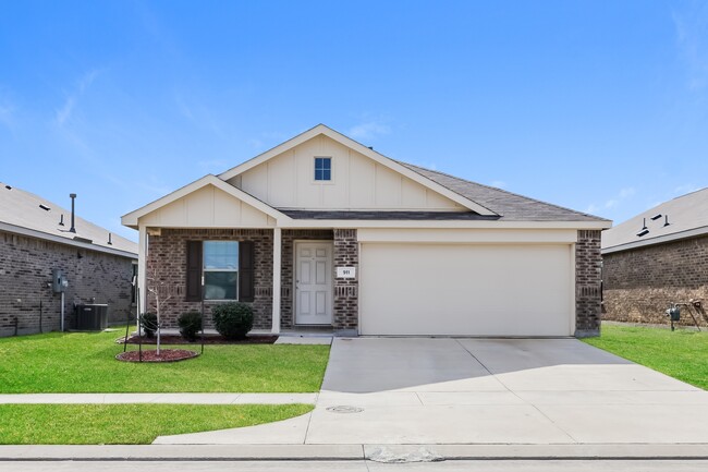 Building Photo - 911 Lady Bird St