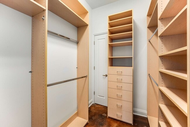 Building Photo - 1500 4th Ave N