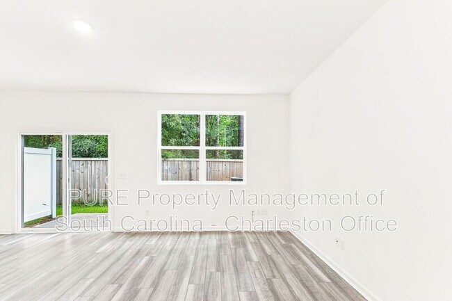 Building Photo - 1305 Scarlett Maple St