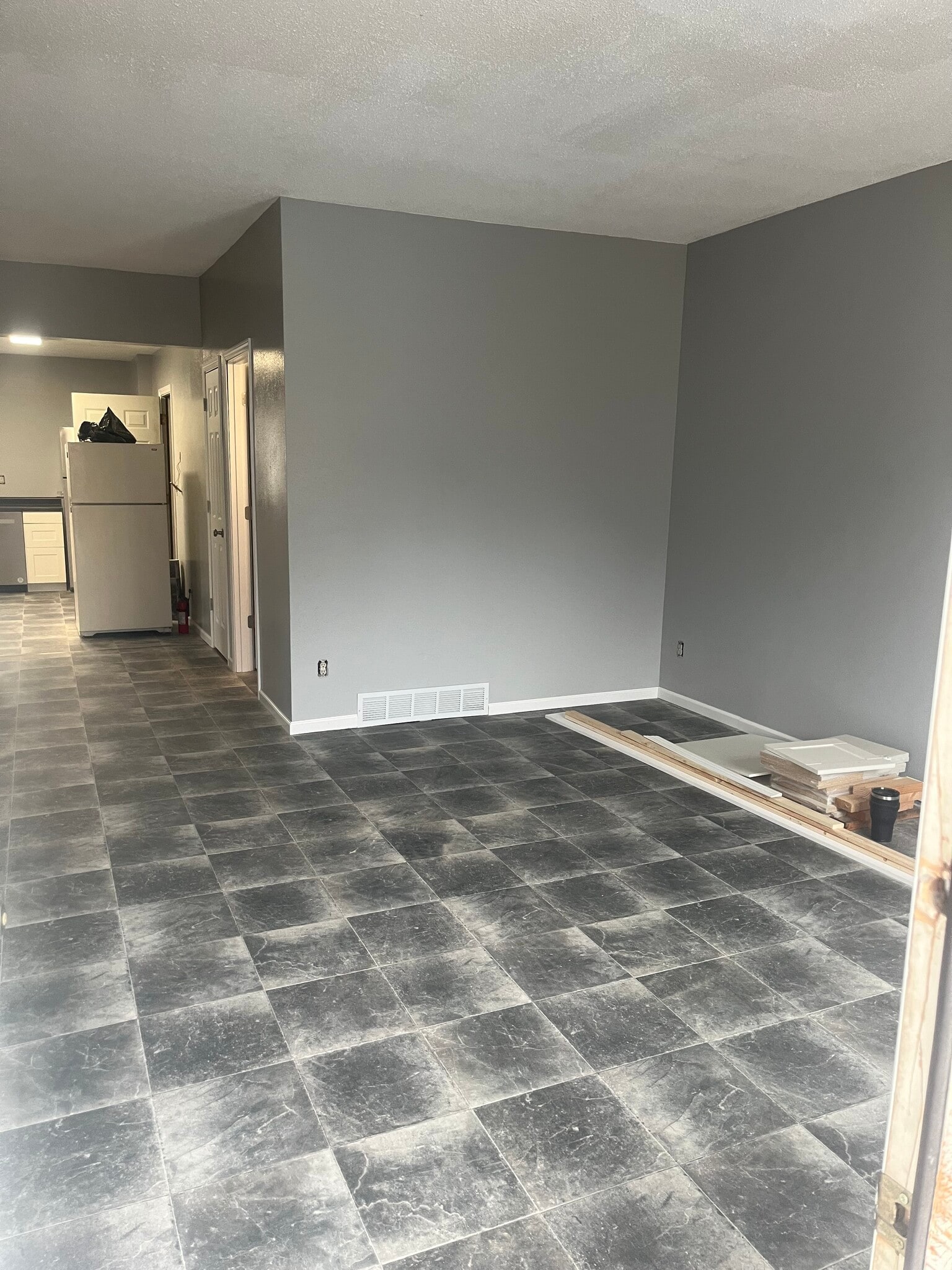 Building Photo - 102 1st Ave SE