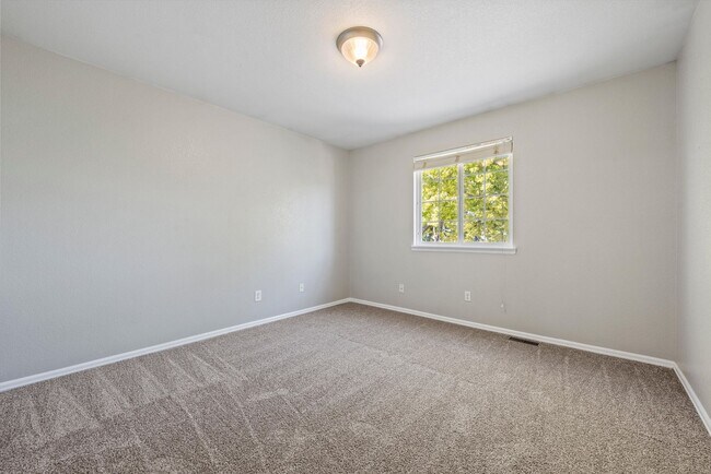 Building Photo - 2258 S Gibralter Way