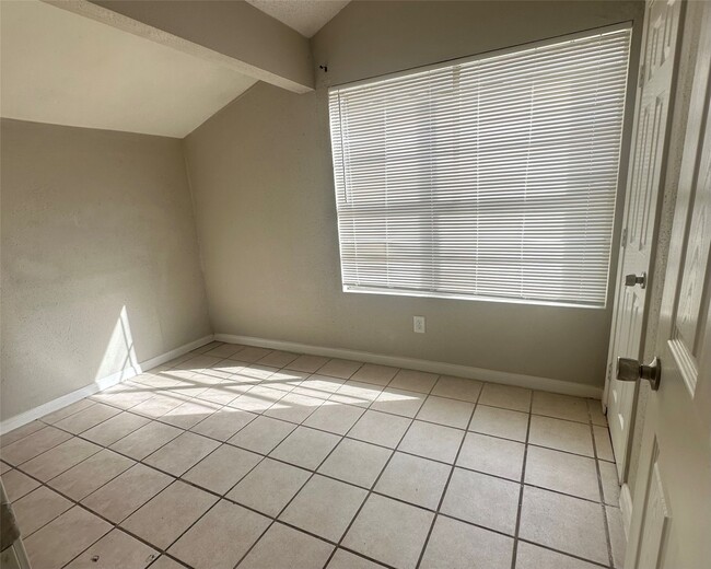 Building Photo - 11522 Springshire Dr