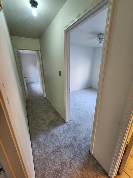Building Photo - 14834 Keelby Dr