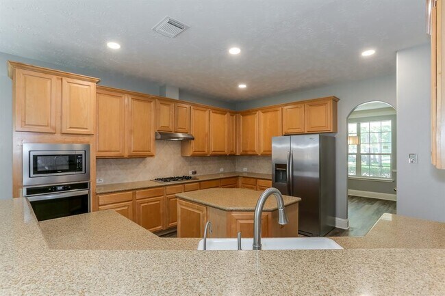 Building Photo - 2207 Stoneycreek Park Ct