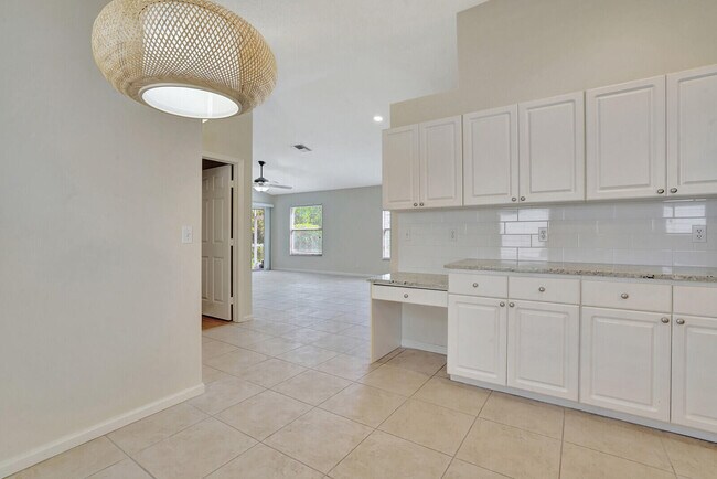 Building Photo - 1022 Island Manor Dr