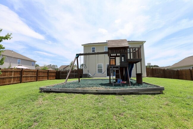 Building Photo - 17 Carriagebrook Cir
