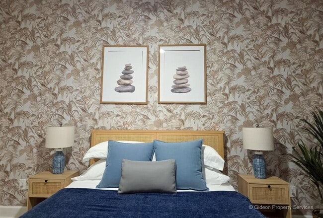 Building Photo - 4460 NW 19th St