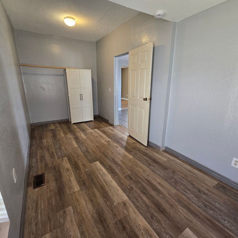 Building Photo - 732 S Colorado Ave