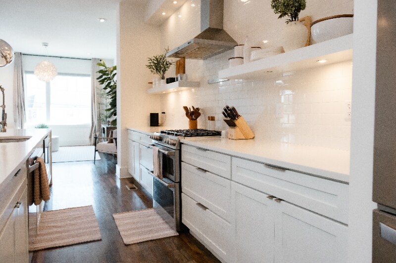 Building Photo - 407b 35th Ave N