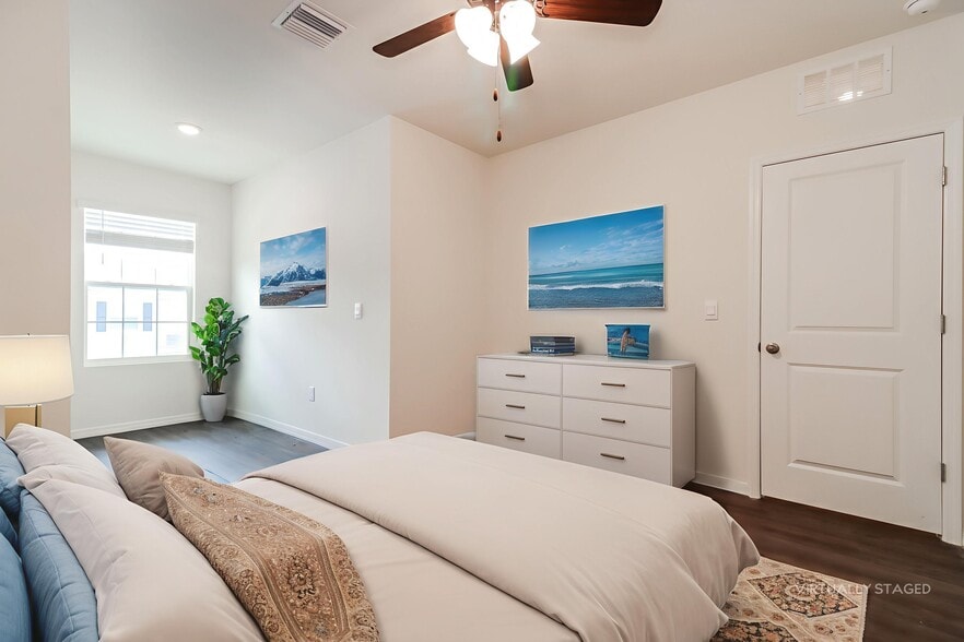 Building Photo - 11934 Stoneport Pl