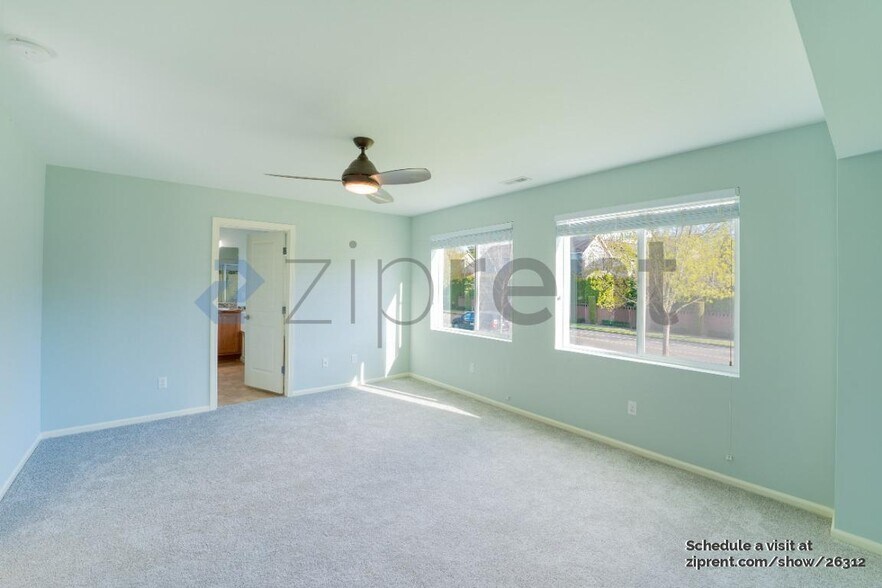 Building Photo - 3612 183rd Ln SE