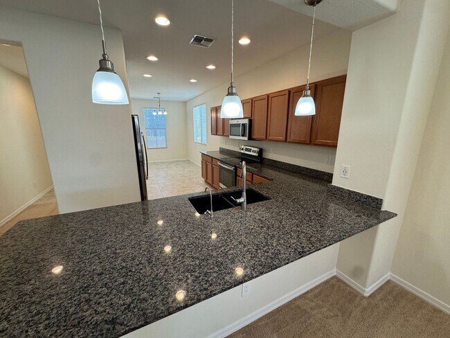Building Photo - 4 Bedroom - 2 Bath - 1760 Sq. Ft - Beautiful New Built Home - Glendale