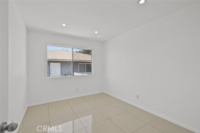 Building Photo - 28121 Robin Ave