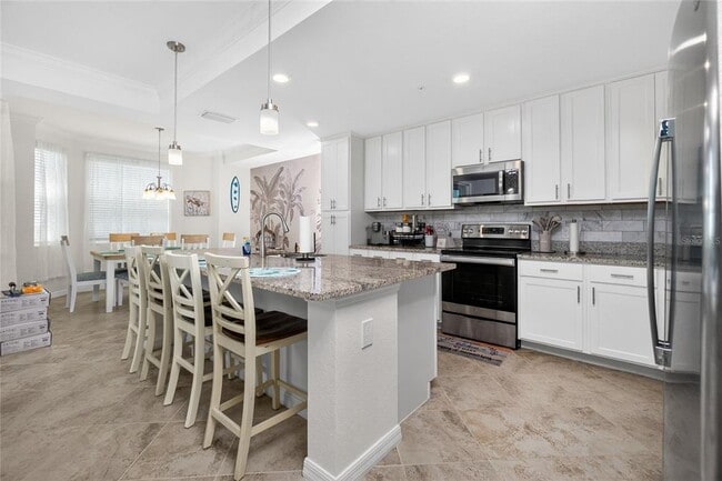 Building Photo - 14081 Heritage Landing Blvd