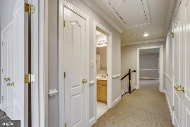 Building Photo - 10555 Tuckerman Heights Cir
