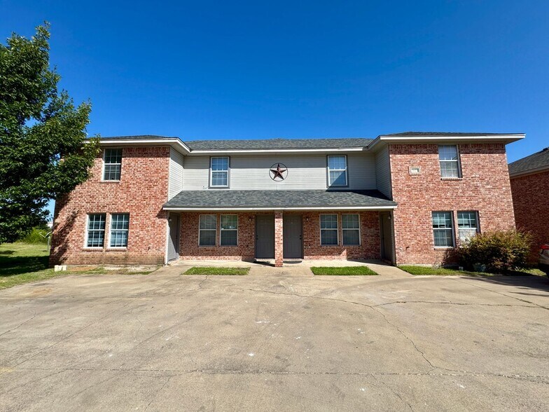 Primary Photo - 3603 Malibu Ln