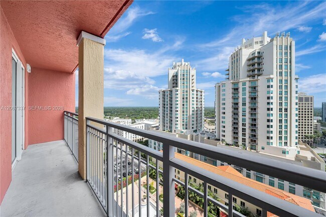 Building Photo - 7350 SW 89th St