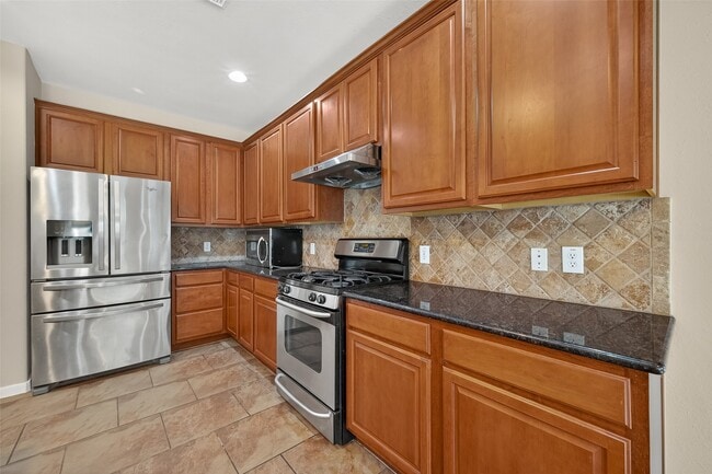 Building Photo - 26439 Sundown Cove Ln