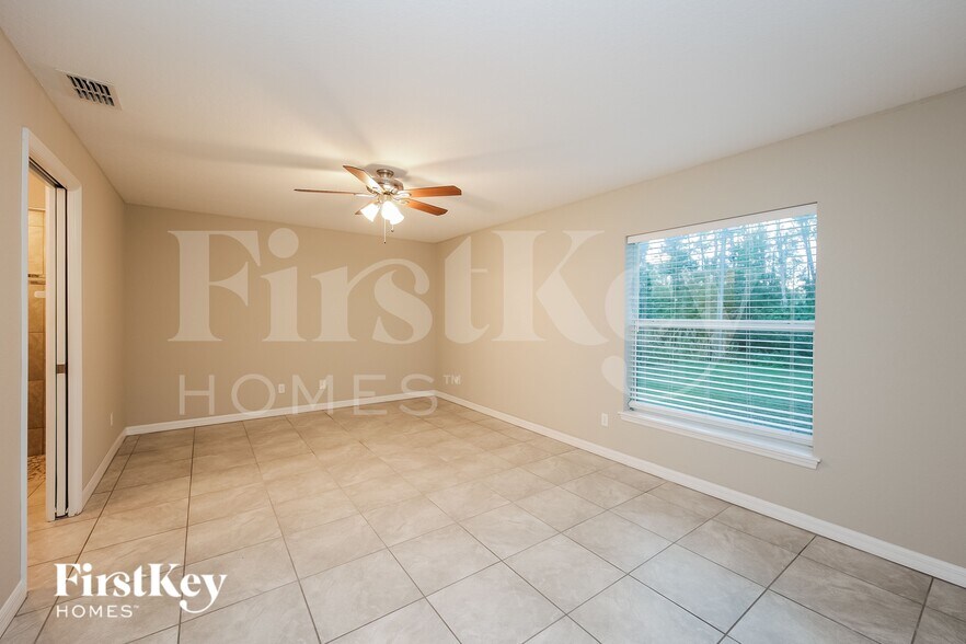 Building Photo - 6193 Seaport St