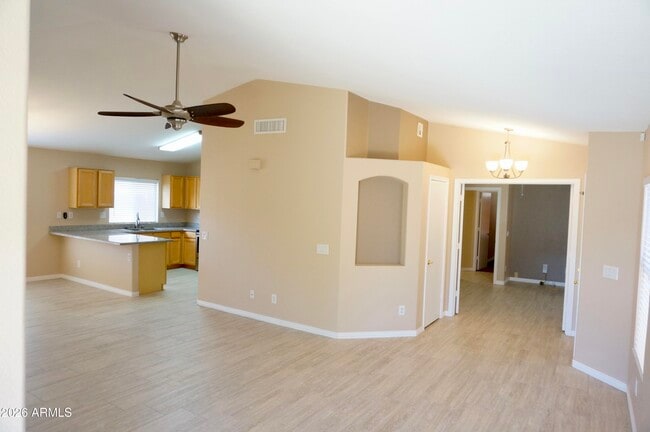 Building Photo - 3033 E Hononegh Dr