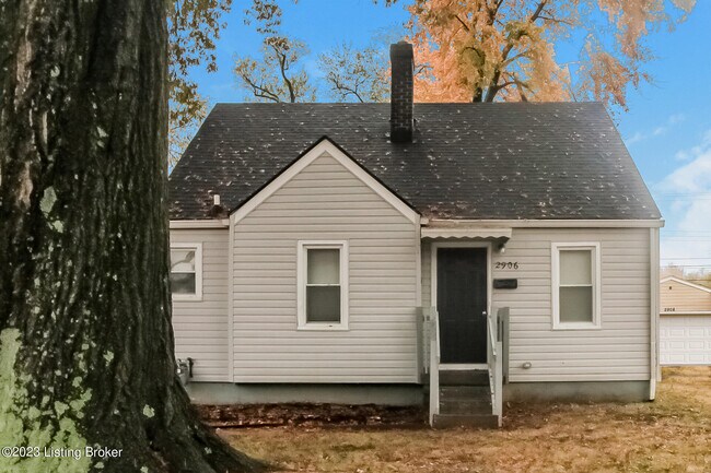 Primary Photo - 2906 Wyandotte Ave