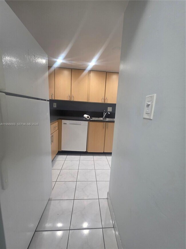 Building Photo - 8101 SW 73rd Ave