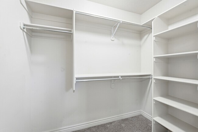 Building Photo - 1843 W 775 N
