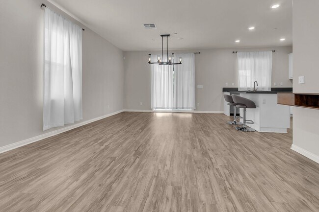 Building Photo - 20720 Spring Mountain Rd