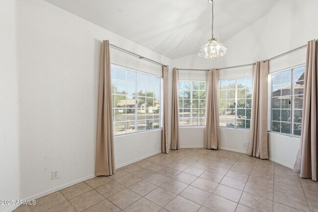 Building Photo - 1294 N Blackstone Dr