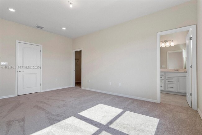 Building Photo - 2108 Appleton Cir N