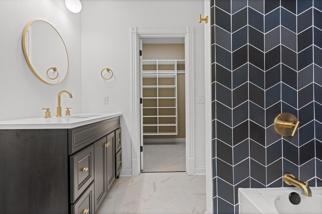 Building Photo - 1103 Centennial Dr