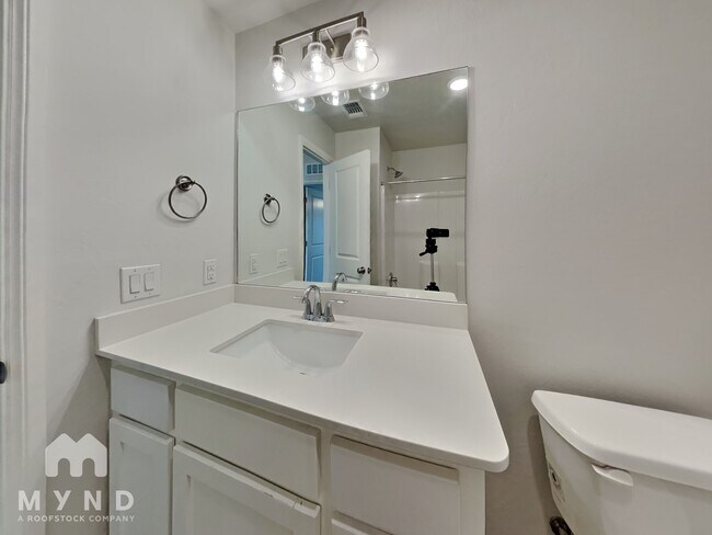 Building Photo - 10625 NW 20th St