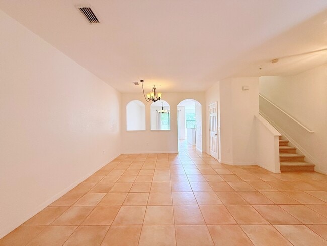 Building Photo - 4207 Via Piedra Cir