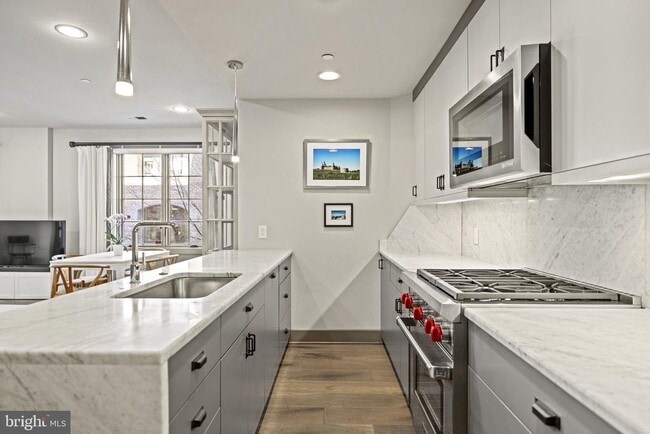 Building Photo - 3220 Grace St NW