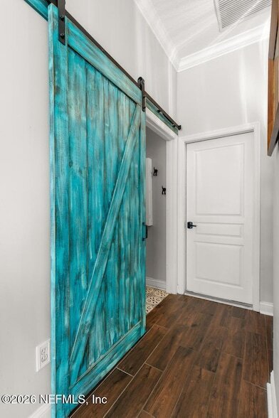 Building Photo - 1175 Eagle Point Dr