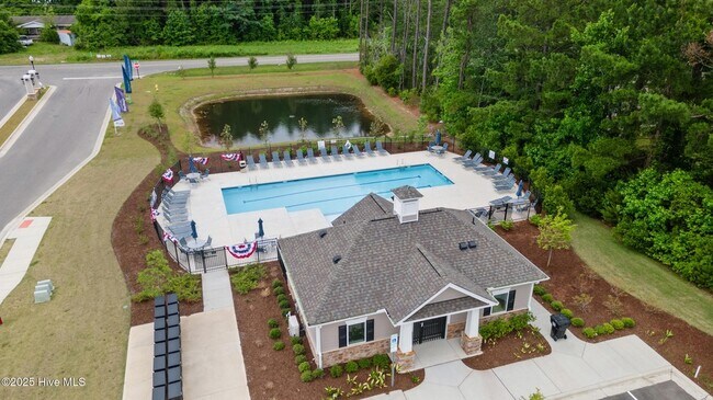 Building Photo - 570 Tullimore Ln