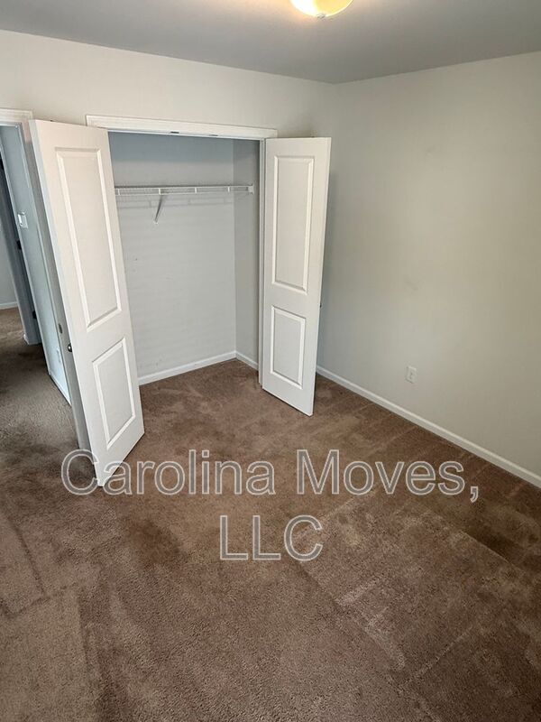 Building Photo - 649 Millsgate Cir