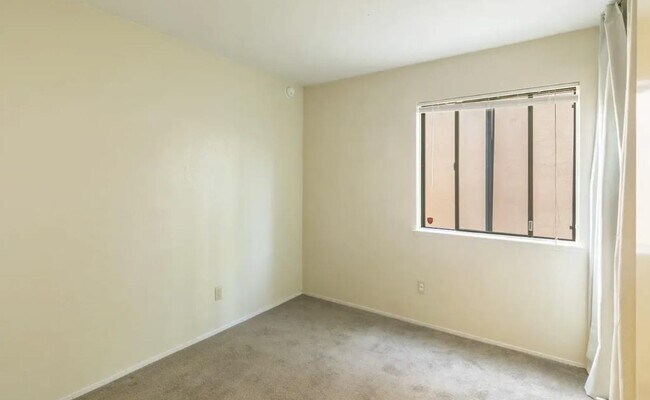 Building Photo - 2728 Almondwood Way