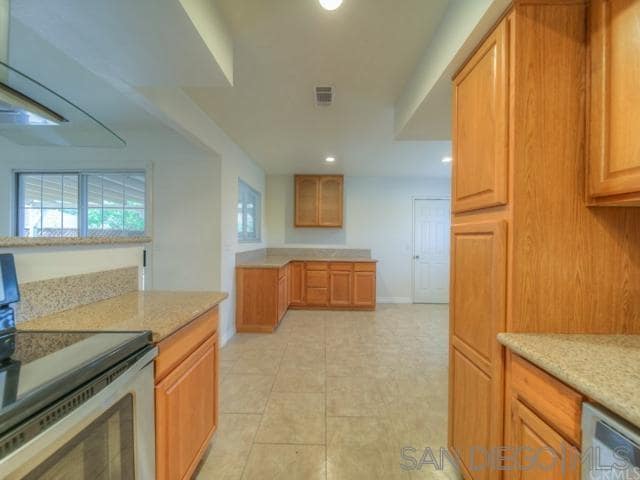 Building Photo - 5435 Villela Ave