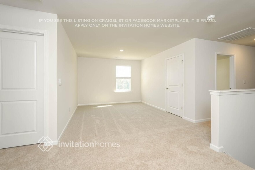 Building Photo - 503 Jack Pine St