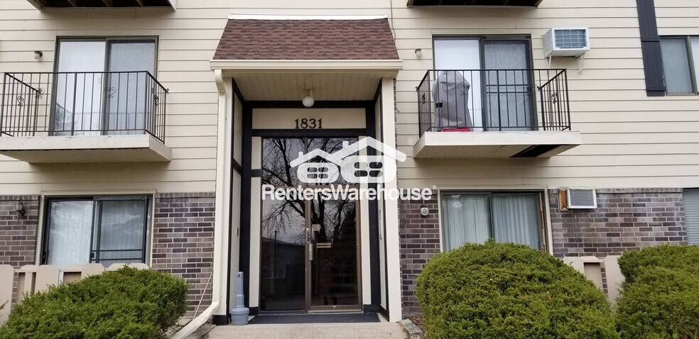 Primary Photo - 1831 Fuller Rd