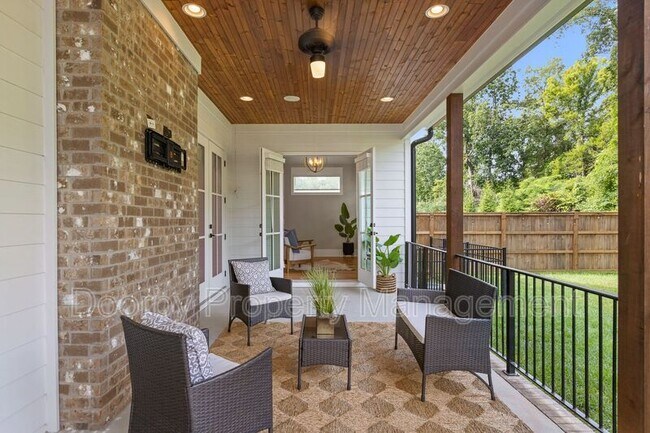 Building Photo - 1367 Carrington Wy