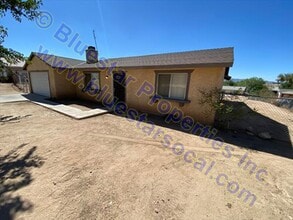 Building Photo - GREAT LOCATION!! Property in HESPERIA CA!!...