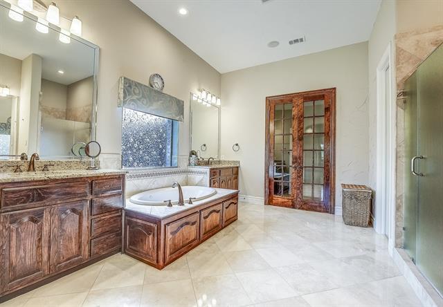 Building Photo - 4108 Barona Dr