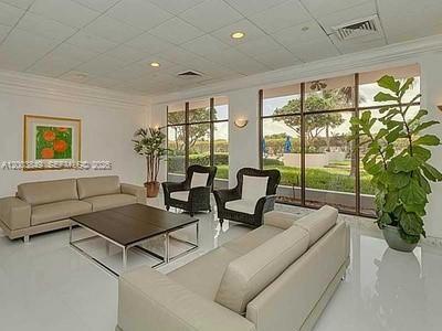 Building Photo - 5700 Collins Ave