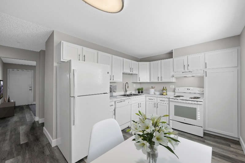 Building Photo - 78 W Walnut St